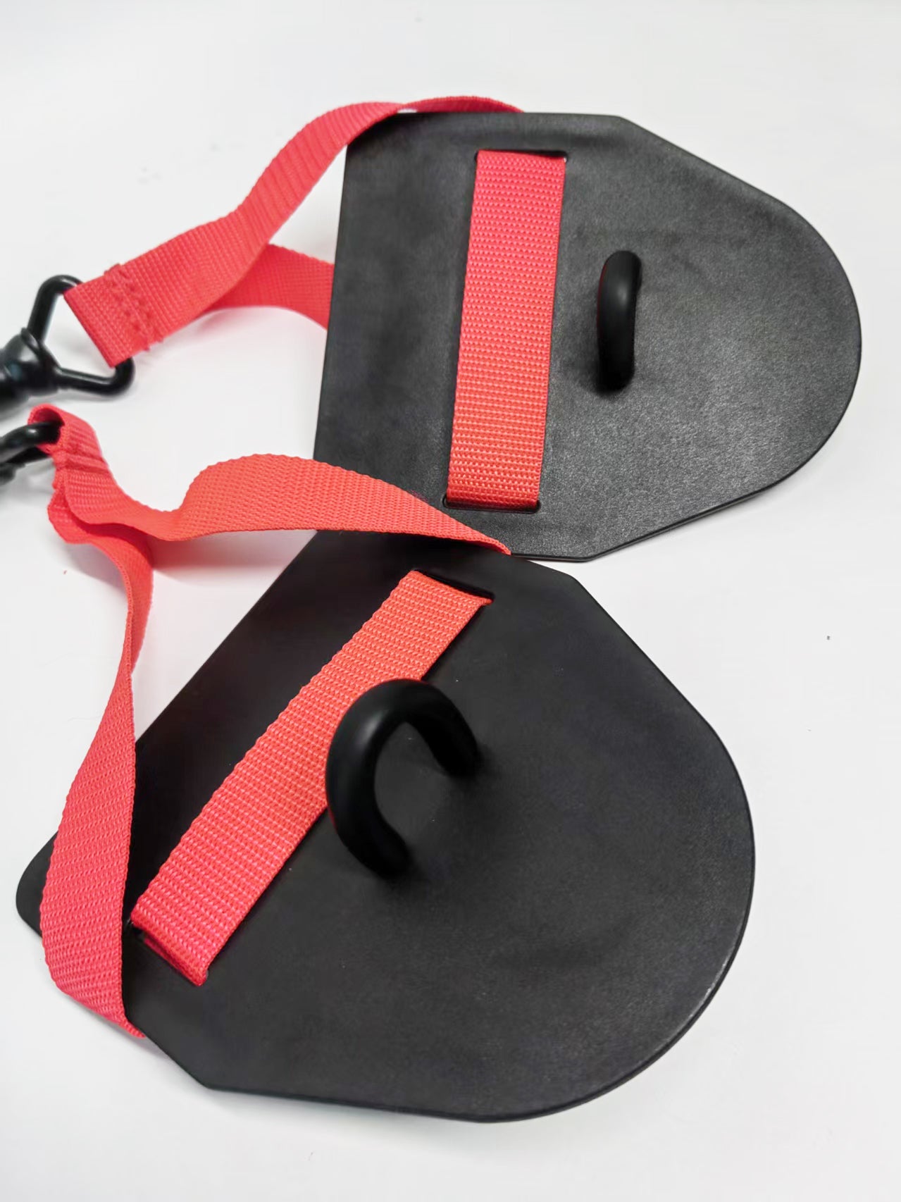 Swimming fitness cord with paddles